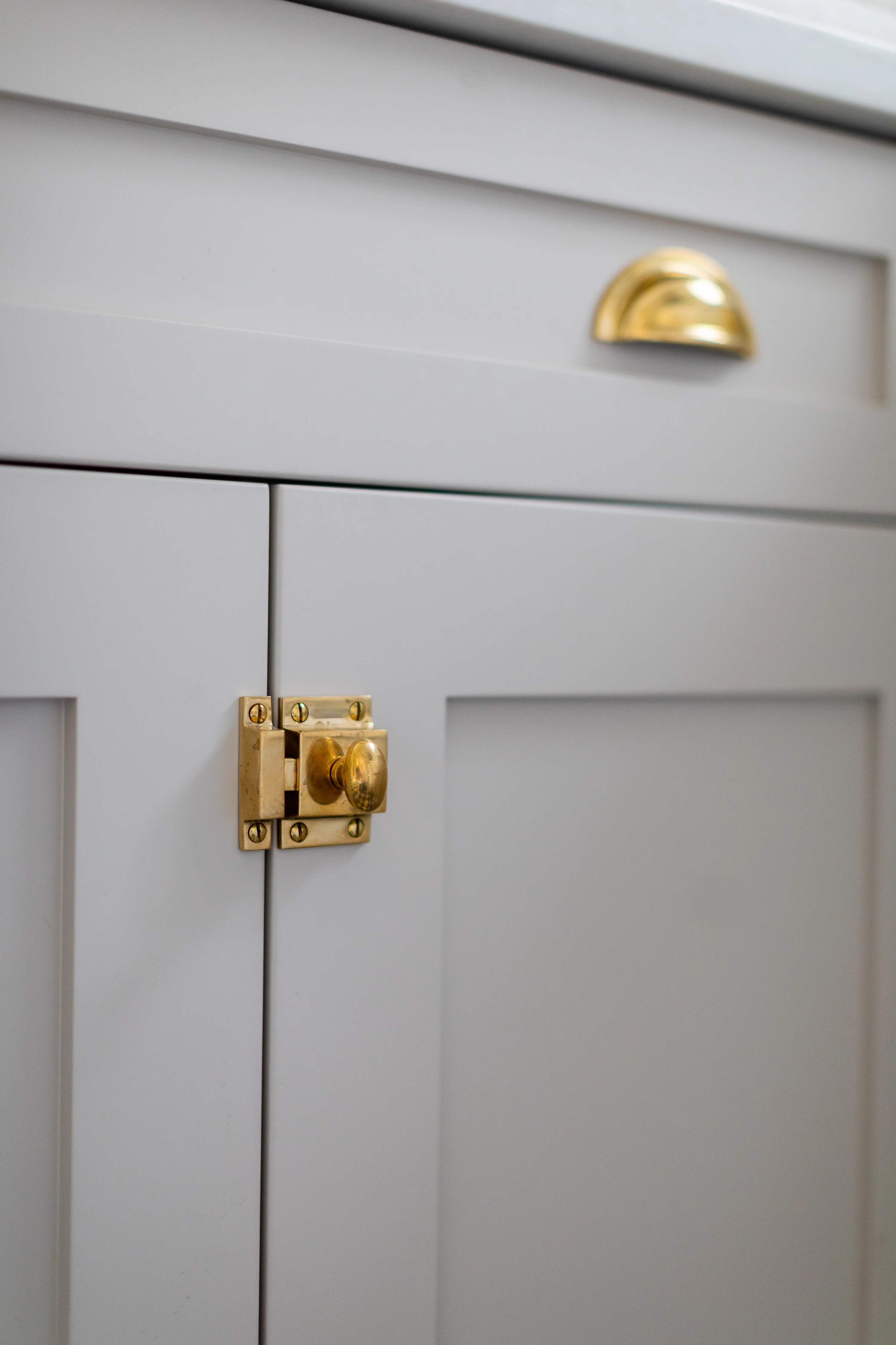 Cotswold Cupboard Latch - Image 4