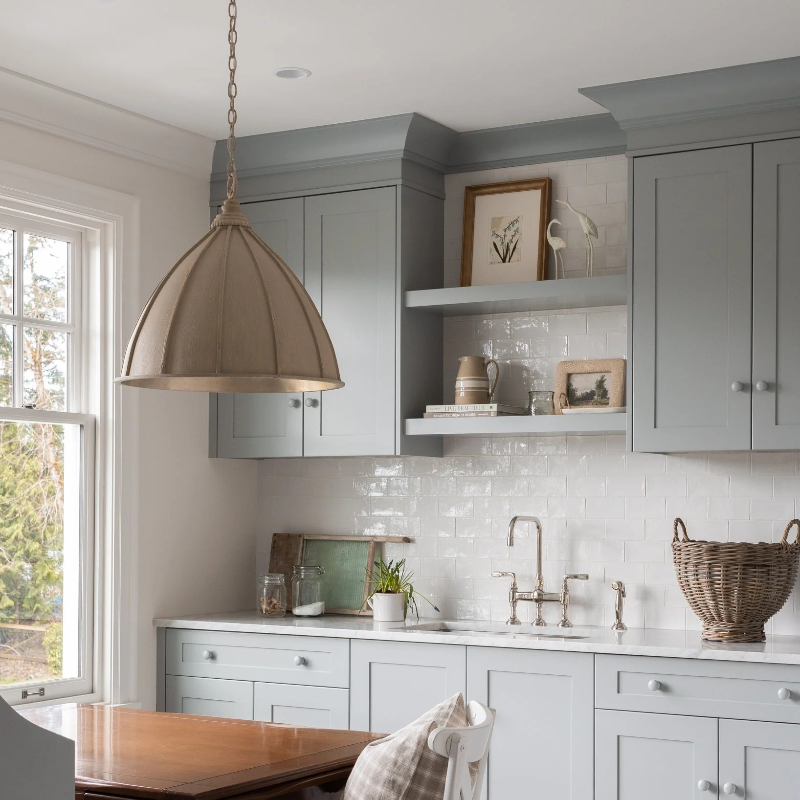 Fenchurch Cream Pendant - Image 2
