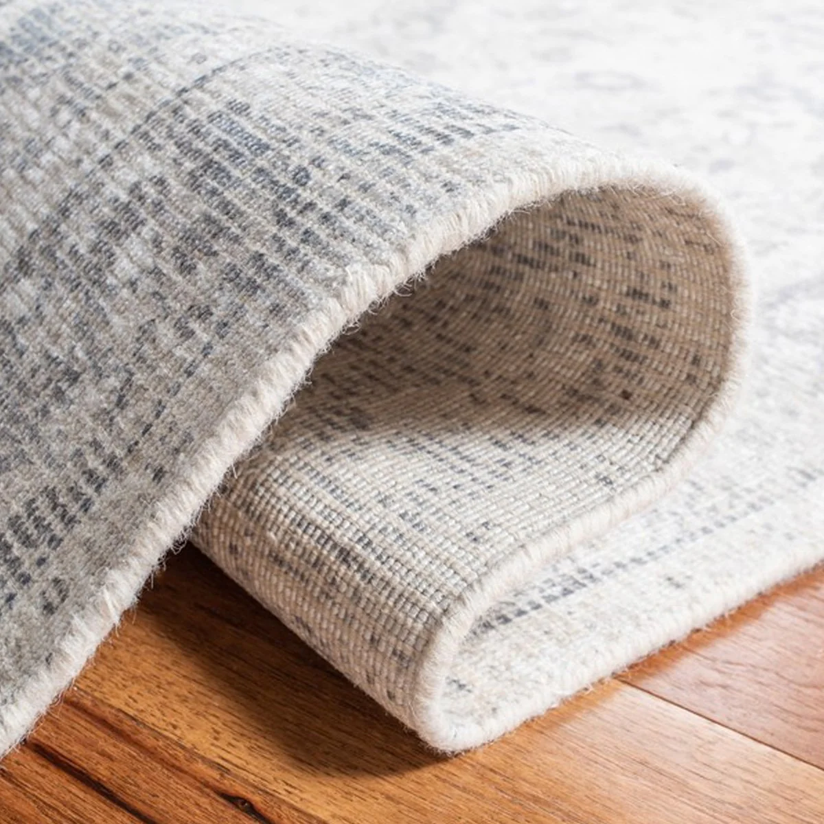 Jules Hand Loomed Rug - Image 3