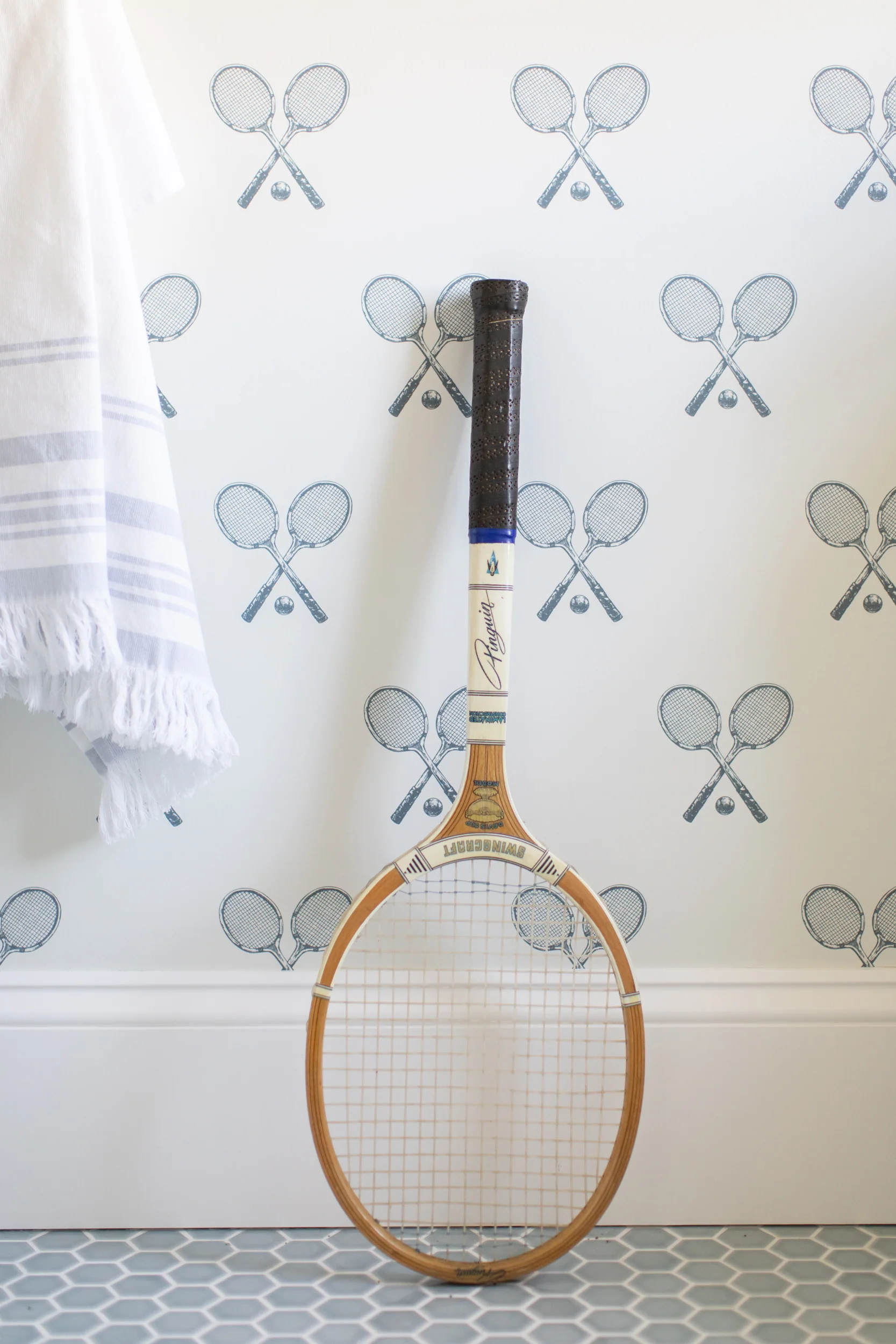 MH Wallpaper - Racquet | Oak - Image 7