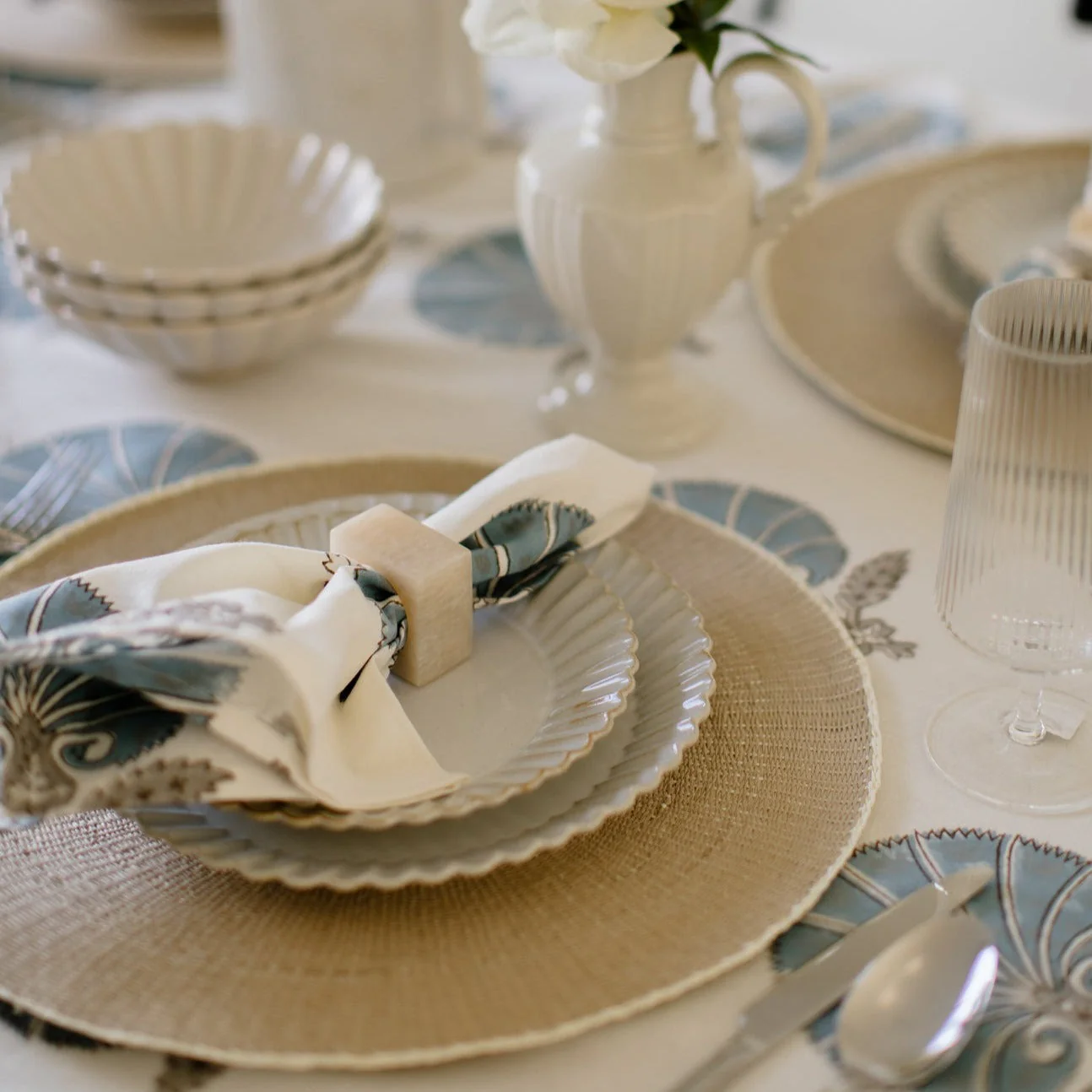 Parker Resin Napkin Ring - Image 2
