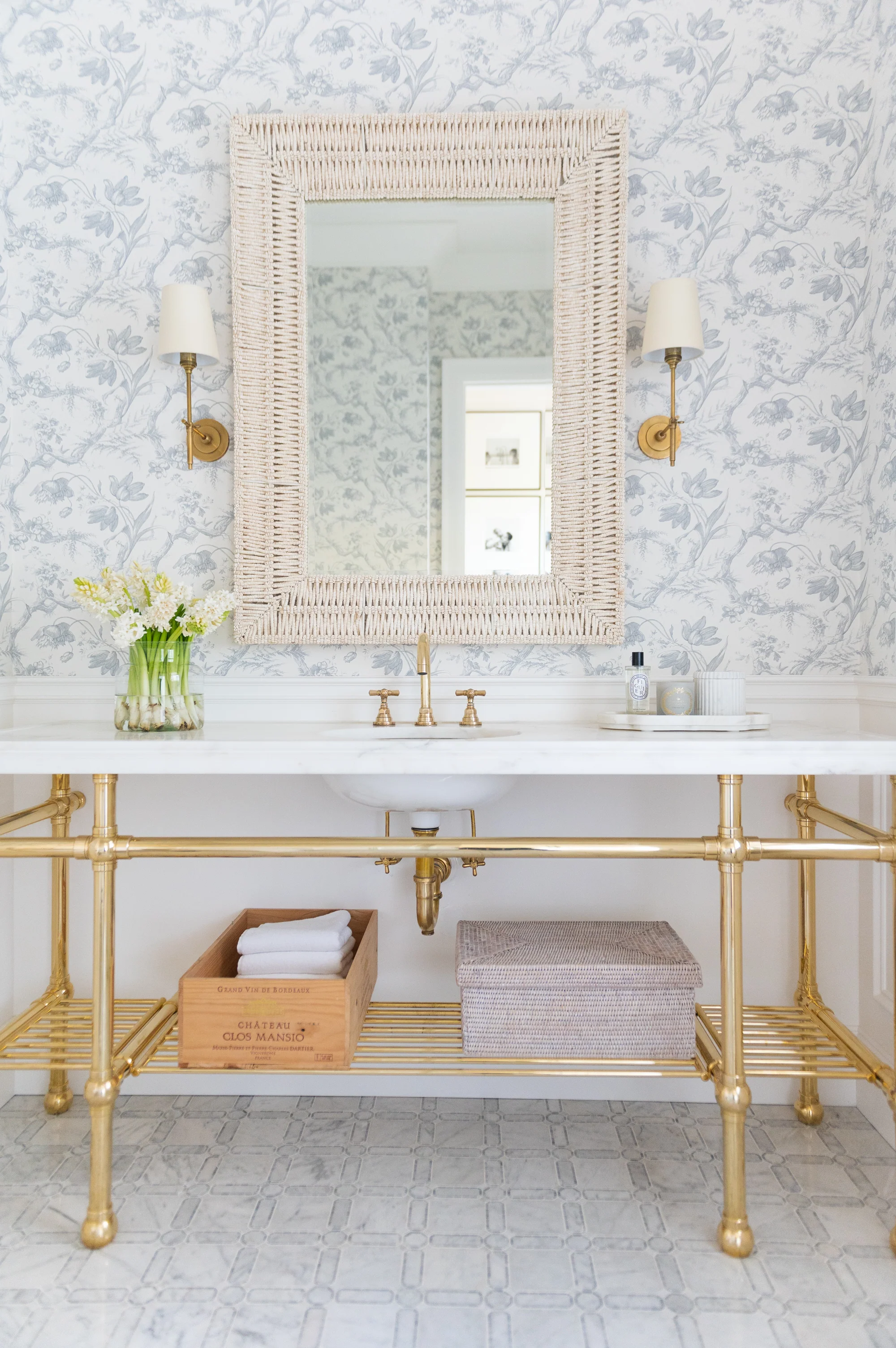 Toile de Fleurs Wallpaper - Image 4